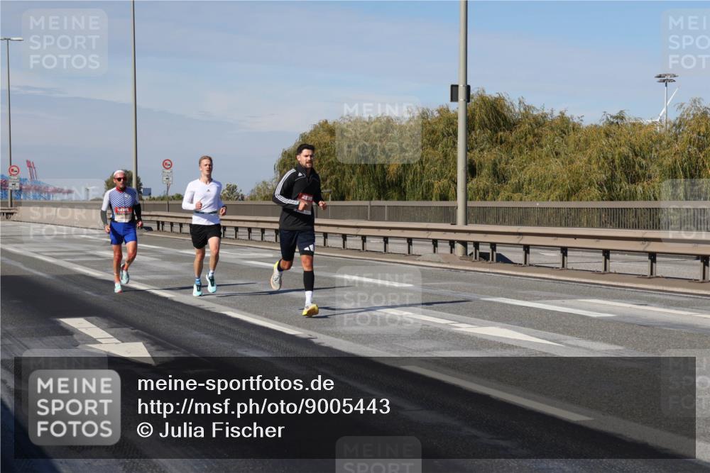 03.10.2025 - Köhlbrandbrückenlauf Julia Fischer http://msf.ph/oto/9005443 03.10.2025 12:40:21 Position 3  meine-sportfotos.de