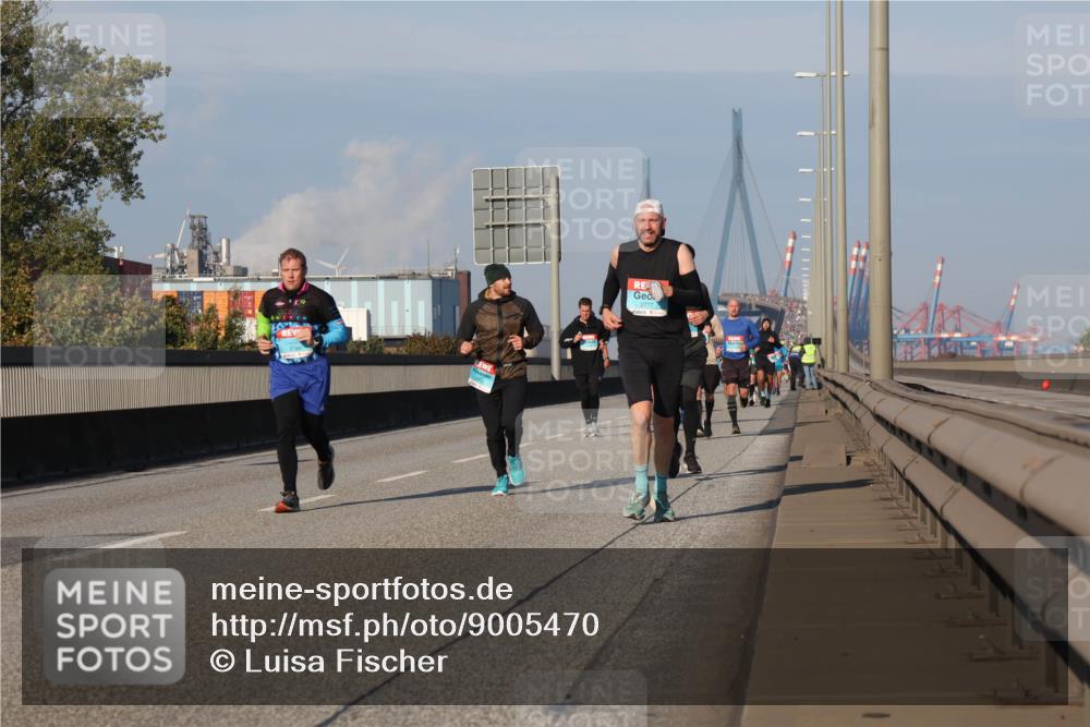03.10.2025 - Köhlbrandbrückenlauf Luisa Fischer http://msf.ph/oto/9005470 03.10.2025 10:47:11 Position 3 2777 meine-sportfotos.de