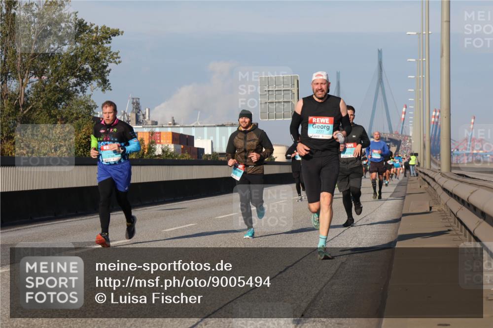 03.10.2025 - Köhlbrandbrückenlauf Luisa Fischer http://msf.ph/oto/9005494 03.10.2025 10:47:12 Position 3 2777 meine-sportfotos.de