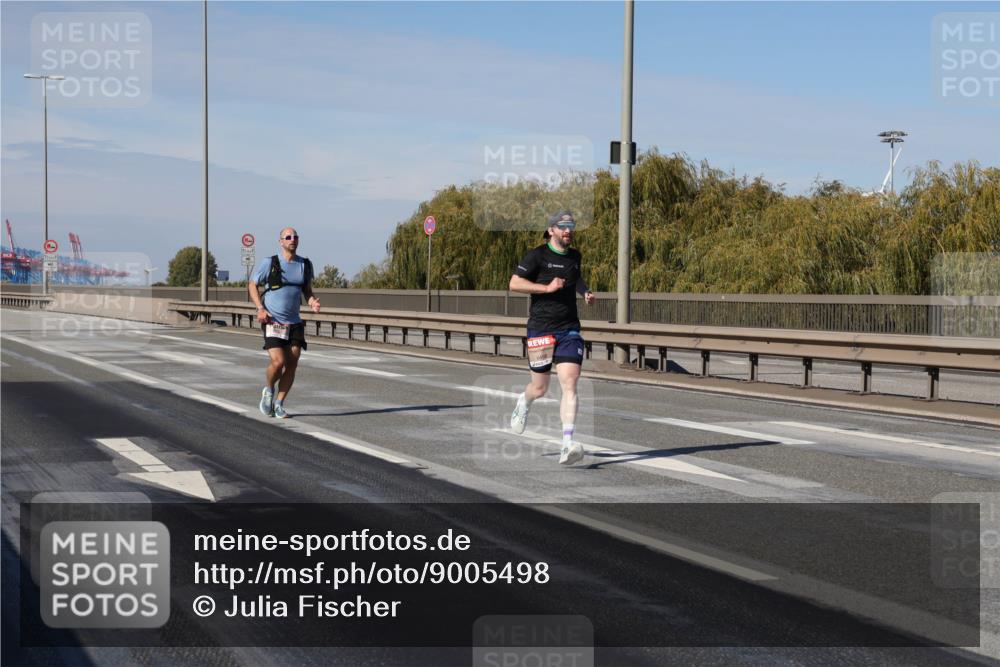 03.10.2025 - Köhlbrandbrückenlauf Julia Fischer http://msf.ph/oto/9005498 03.10.2025 12:40:35 Position 3  meine-sportfotos.de