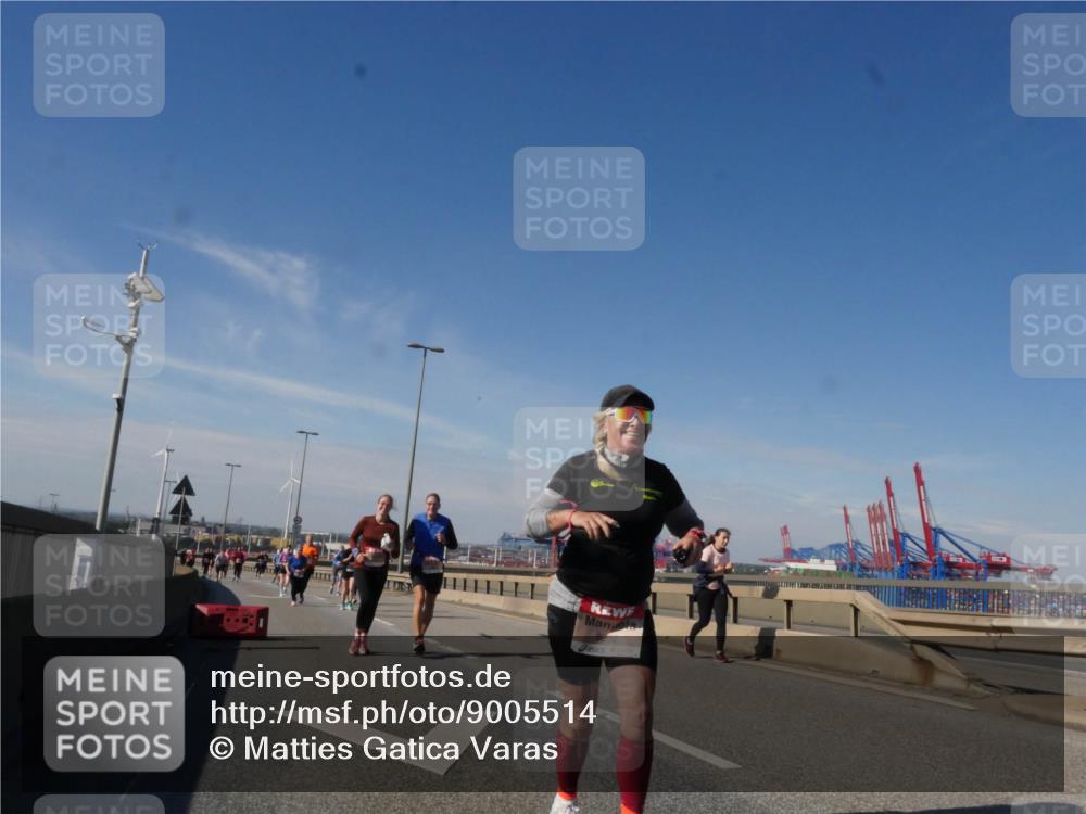 03.10.2025 - Köhlbrandbrückenlauf Matties Gatica Varas http://msf.ph/oto/9005514 03.10.2025 12:59:53 Position 2 6292 meine-sportfotos.de
