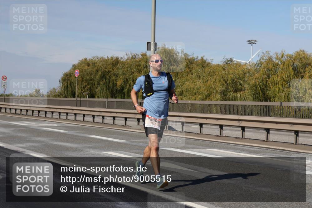 03.10.2025 - Köhlbrandbrückenlauf Julia Fischer http://msf.ph/oto/9005515 03.10.2025 12:40:37 Position 3 4017 meine-sportfotos.de