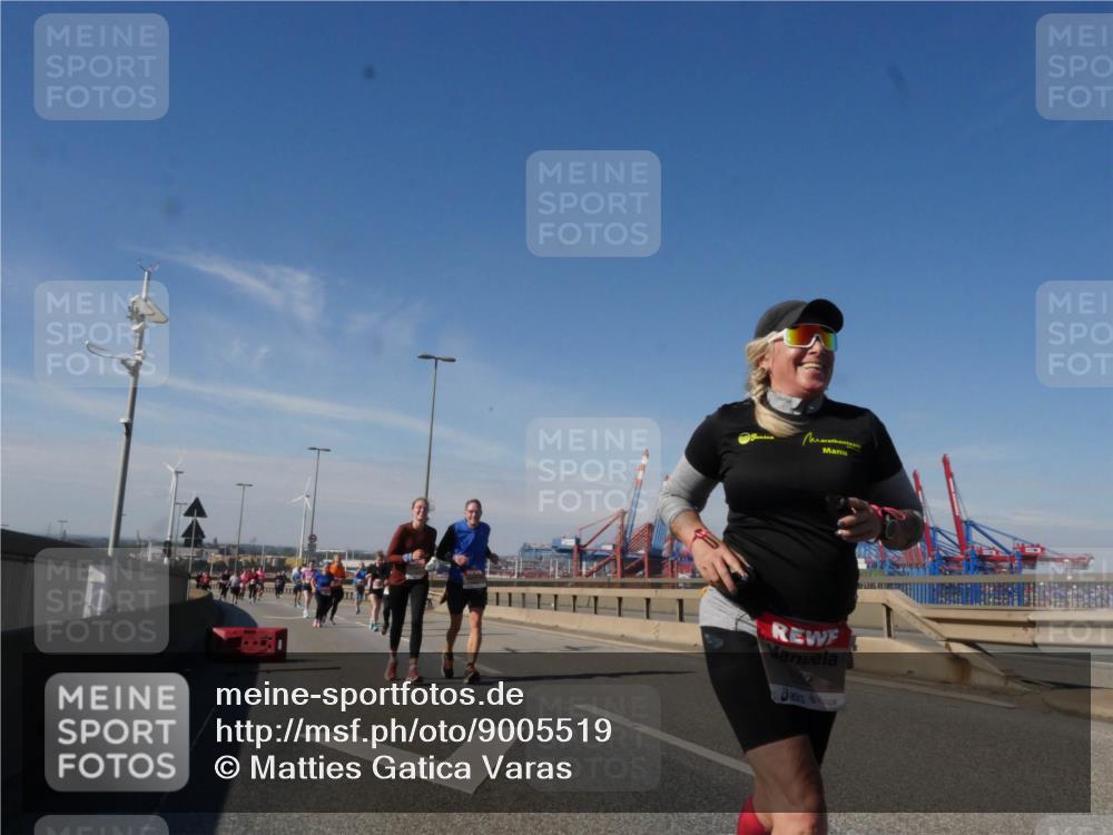 03.10.2025 - Köhlbrandbrückenlauf Matties Gatica Varas http://msf.ph/oto/9005519 03.10.2025 12:59:54 Position 2  meine-sportfotos.de