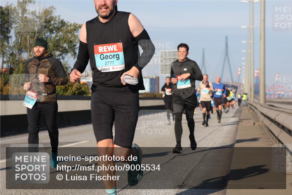 03.10.2025 - Köhlbrandbrückenlauf Luisa Fischer http://msf.ph/oto/9005534 03.10.2025 10:47:15 Position 3 2959, 2777 meine-sportfotos.de