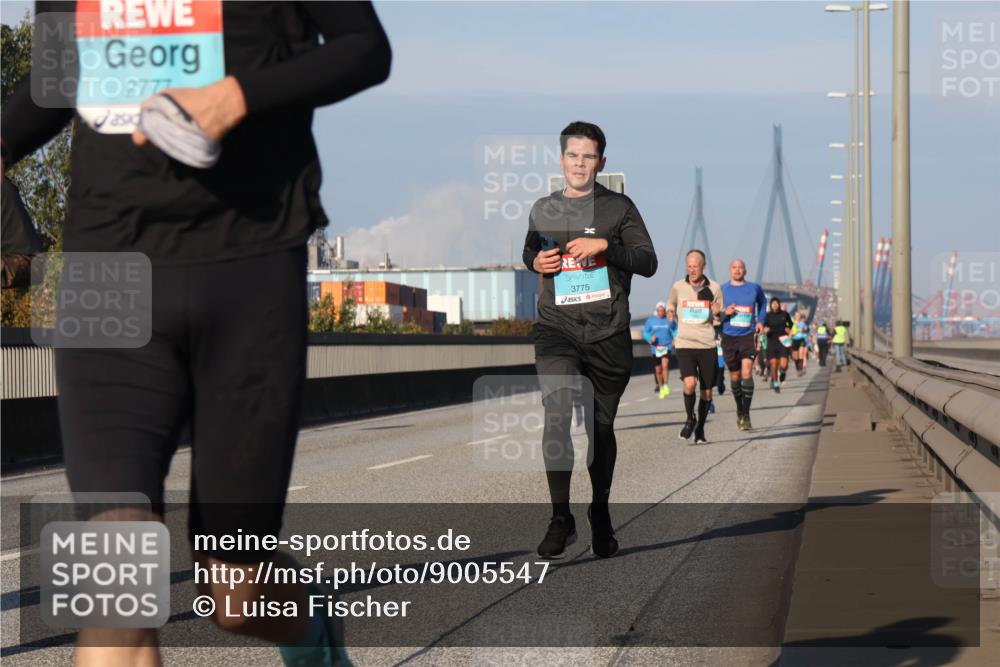 03.10.2025 - Köhlbrandbrückenlauf Luisa Fischer http://msf.ph/oto/9005547 03.10.2025 10:47:15 Position 3 2772, 3775 meine-sportfotos.de