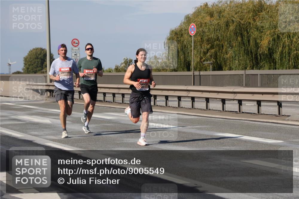 03.10.2025 - Köhlbrandbrückenlauf Julia Fischer http://msf.ph/oto/9005549 03.10.2025 12:40:53 Position 3 12, 5 meine-sportfotos.de