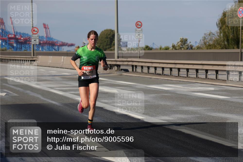 03.10.2025 - Köhlbrandbrückenlauf Julia Fischer http://msf.ph/oto/9005596 03.10.2025 12:41:18 Position 3 12, 5, 6625 meine-sportfotos.de