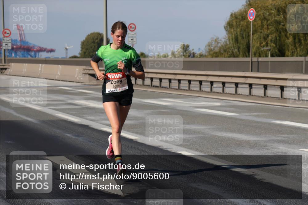 03.10.2025 - Köhlbrandbrückenlauf Julia Fischer http://msf.ph/oto/9005600 03.10.2025 12:41:19 Position 3 6625 meine-sportfotos.de