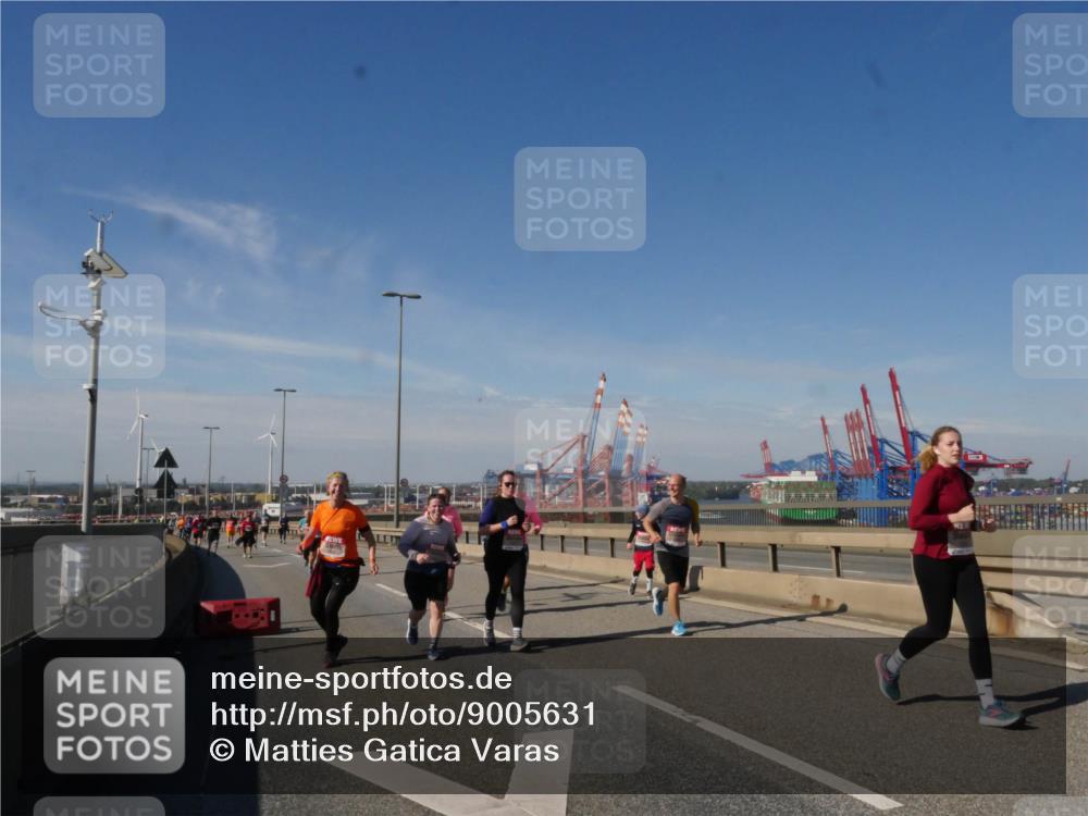 03.10.2025 - Köhlbrandbrückenlauf Matties Gatica Varas http://msf.ph/oto/9005631 03.10.2025 13:00:14 Position 2  meine-sportfotos.de