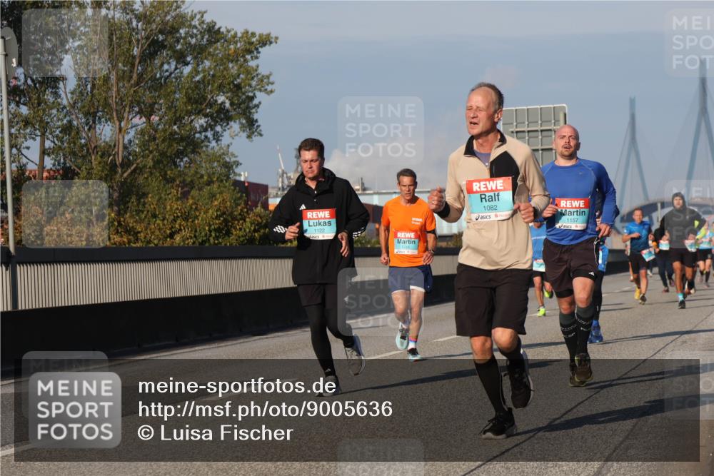 03.10.2025 - Köhlbrandbrückenlauf Luisa Fischer http://msf.ph/oto/9005636 03.10.2025 10:47:20 Position 3 1122, 1082, 1157 meine-sportfotos.de