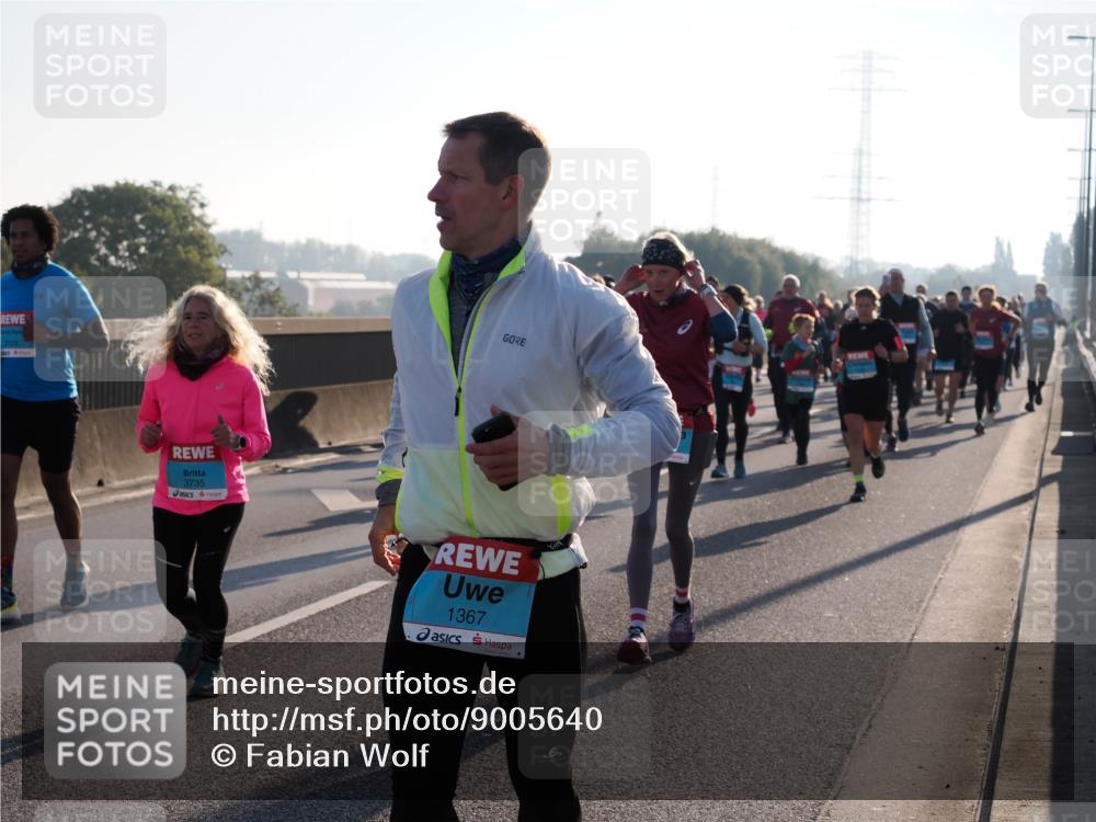 03.10.2025 - Köhlbrandbrückenlauf Fabian Wolf http://msf.ph/oto/9005640 03.10.2025 09:19:21 Position 3 3123, 3735, 1367 meine-sportfotos.de