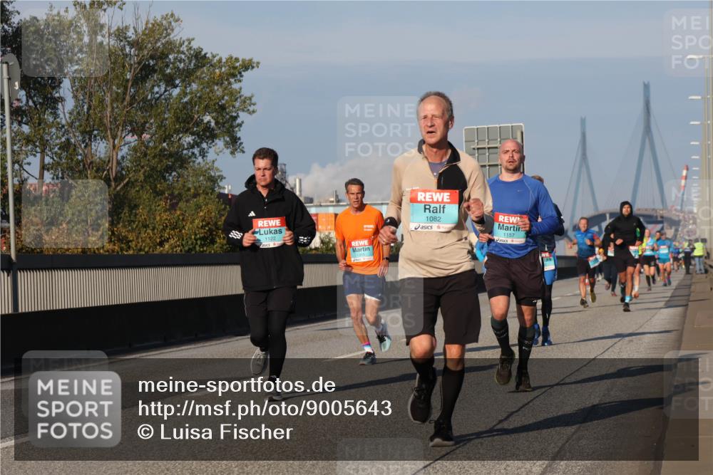 03.10.2025 - Köhlbrandbrückenlauf Luisa Fischer http://msf.ph/oto/9005643 03.10.2025 10:47:20 Position 3 1122, 1082, 1157 meine-sportfotos.de