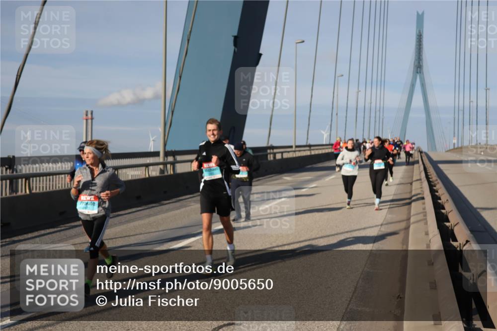 03.10.2025 - Köhlbrandbrückenlauf Julia Fischer http://msf.ph/oto/9005650 03.10.2025 09:52:56 Position 2  meine-sportfotos.de