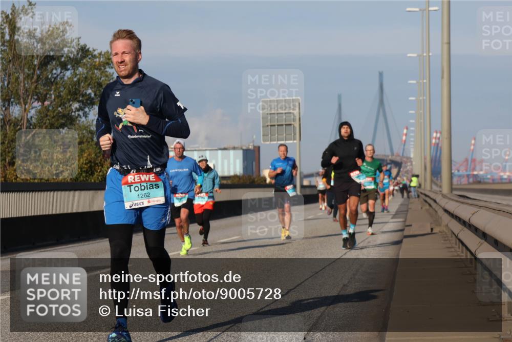 03.10.2025 - Köhlbrandbrückenlauf Luisa Fischer http://msf.ph/oto/9005728 03.10.2025 10:47:25 Position 3 3, 1262 meine-sportfotos.de