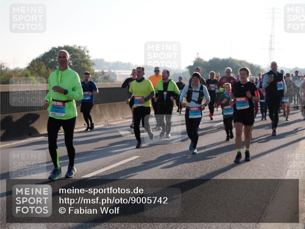 03.10.2025 - Köhlbrandbrückenlauf Fabian Wolf http://msf.ph/oto/9005742 03.10.2025 09:19:23 Position 3 1843 meine-sportfotos.de