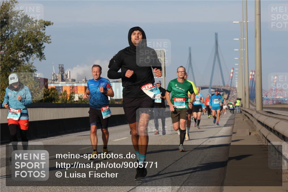 03.10.2025 - Köhlbrandbrückenlauf Luisa Fischer http://msf.ph/oto/9005771 03.10.2025 10:47:28 Position 3 1330, 2712, 7 meine-sportfotos.de