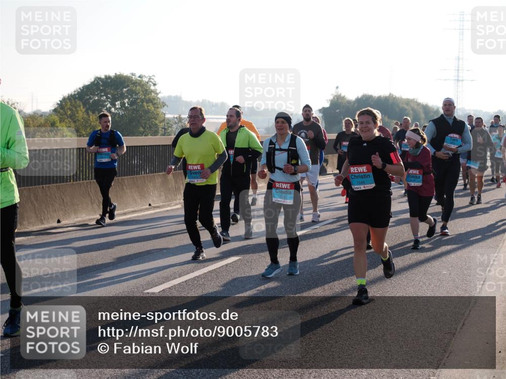 03.10.2025 - Köhlbrandbrückenlauf Fabian Wolf http://msf.ph/oto/9005783 03.10.2025 09:19:24 Position 3 1649, 1663, 1919, 3500 meine-sportfotos.de