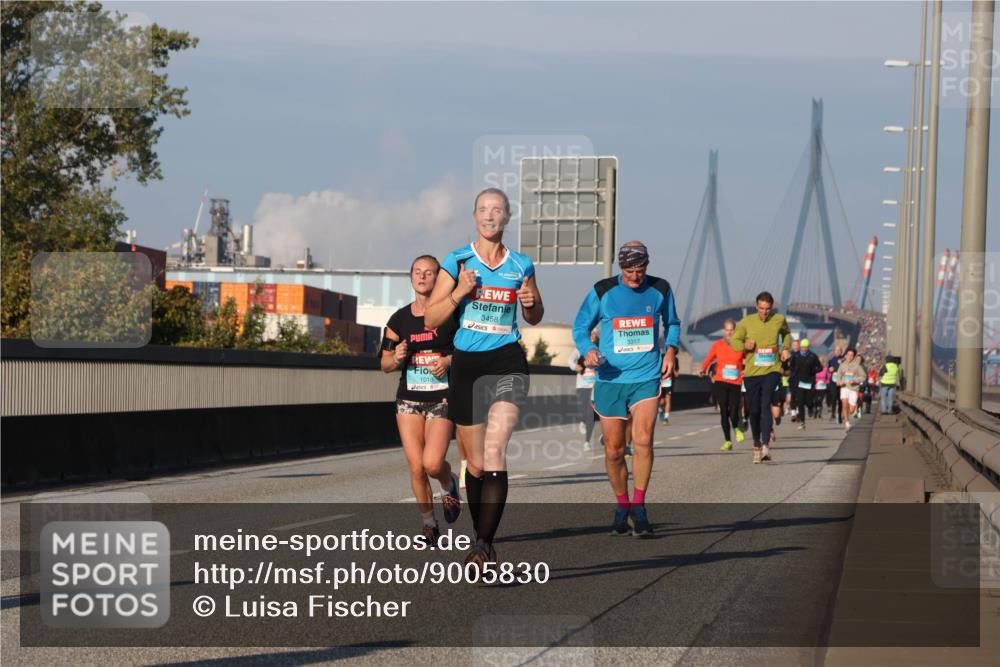 03.10.2025 - Köhlbrandbrückenlauf Luisa Fischer http://msf.ph/oto/9005830 03.10.2025 10:47:35 Position 3 3458, 1018 meine-sportfotos.de