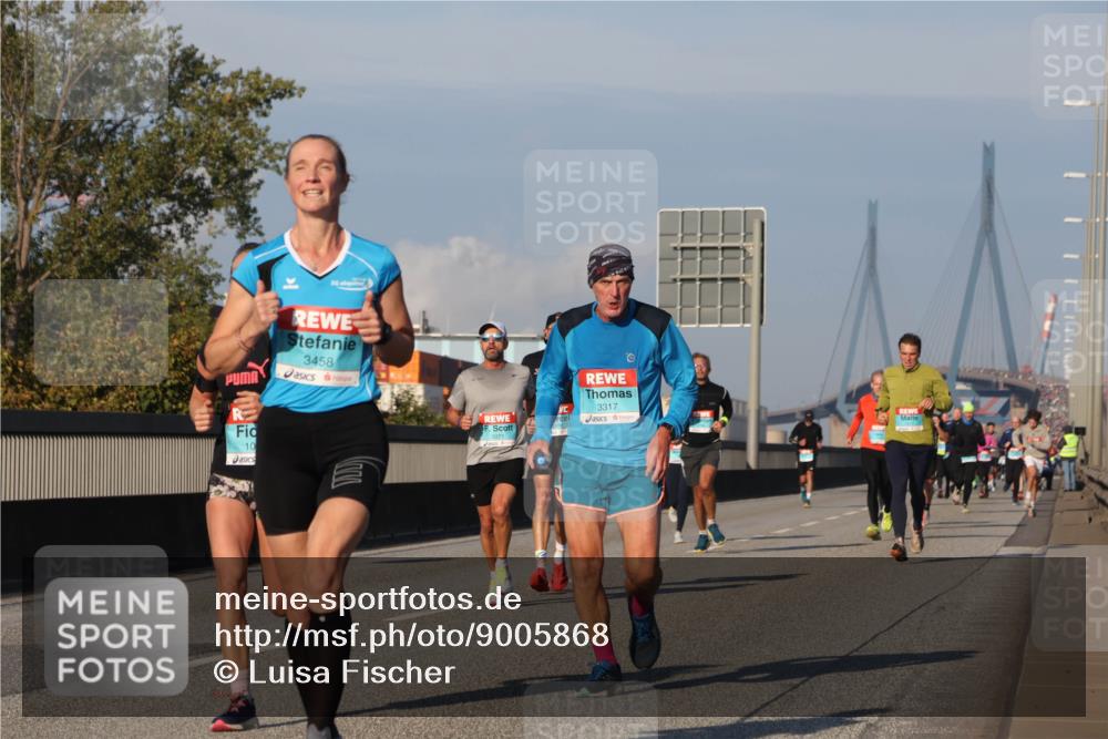 03.10.2025 - Köhlbrandbrückenlauf Luisa Fischer http://msf.ph/oto/9005868 03.10.2025 10:47:37 Position 3 10, 3458, 1, 1071, 3317 meine-sportfotos.de