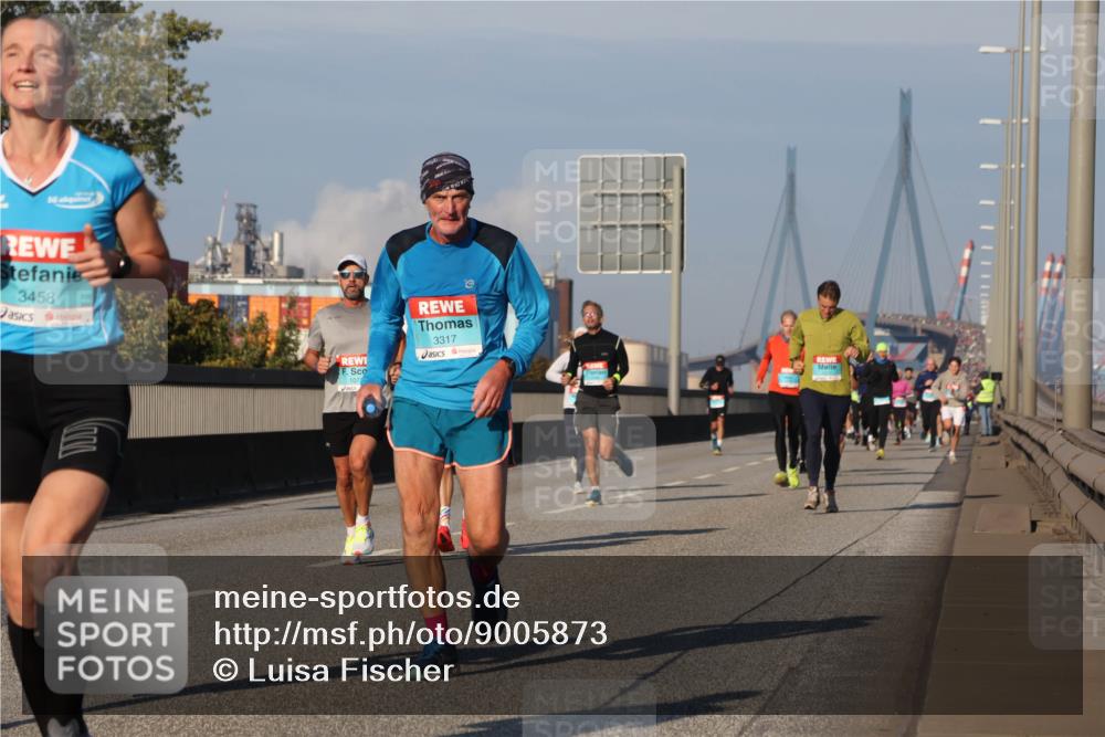 03.10.2025 - Köhlbrandbrückenlauf Luisa Fischer http://msf.ph/oto/9005873 03.10.2025 10:47:38 Position 3 3458, 107, 3317 meine-sportfotos.de