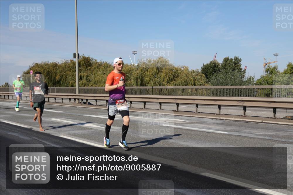 03.10.2025 - Köhlbrandbrückenlauf Julia Fischer http://msf.ph/oto/9005887 03.10.2025 12:42:30 Position 3  meine-sportfotos.de