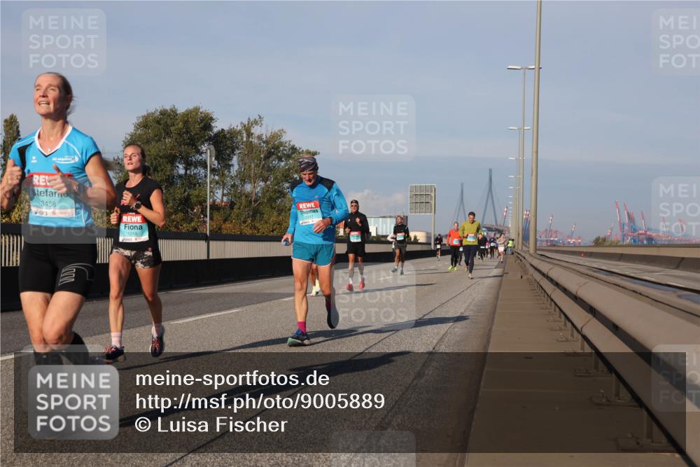 03.10.2025 - Köhlbrandbrückenlauf Luisa Fischer http://msf.ph/oto/9005889 03.10.2025 10:47:39 Position 3 3458, 1018 meine-sportfotos.de