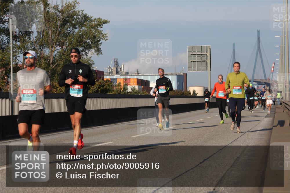 03.10.2025 - Köhlbrandbrückenlauf Luisa Fischer http://msf.ph/oto/9005916 03.10.2025 10:47:41 Position 3 1071, 3378 meine-sportfotos.de