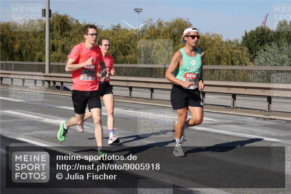 03.10.2025 - Köhlbrandbrückenlauf Julia Fischer http://msf.ph/oto/9005918 03.10.2025 12:42:34 Position 3 5710 meine-sportfotos.de