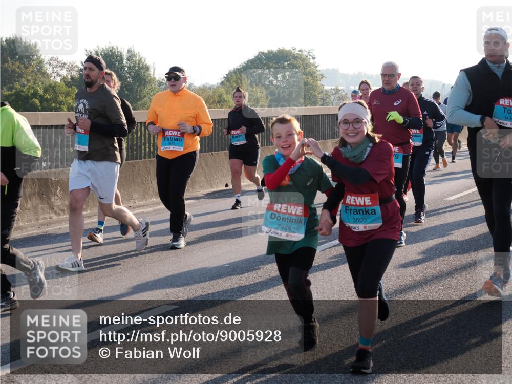03.10.2025 - Köhlbrandbrückenlauf Fabian Wolf http://msf.ph/oto/9005928 03.10.2025 09:19:27 Position 3 1667, 3499, 3500, 3435 meine-sportfotos.de
