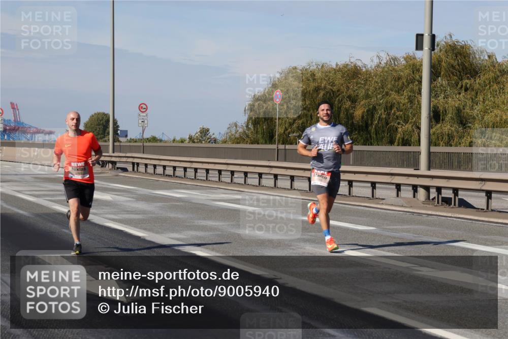 03.10.2025 - Köhlbrandbrückenlauf Julia Fischer http://msf.ph/oto/9005940 03.10.2025 12:42:37 Position 3 5765, 12, 5 meine-sportfotos.de