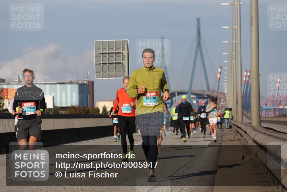 03.10.2025 - Köhlbrandbrückenlauf Luisa Fischer http://msf.ph/oto/9005947 03.10.2025 10:47:42 Position 3 2796, 3719, 1517 meine-sportfotos.de