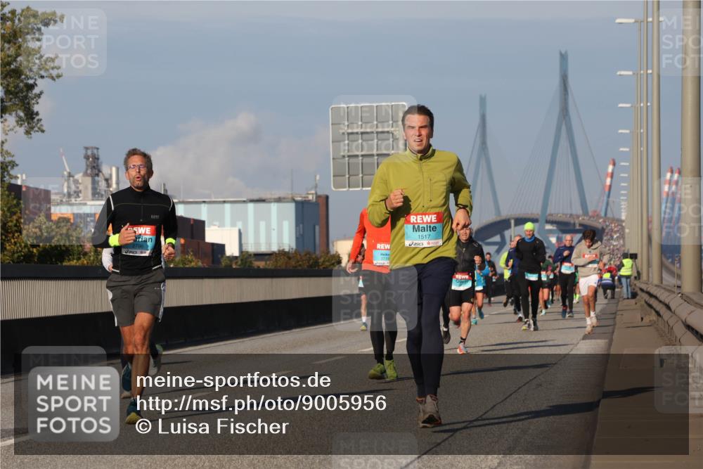 03.10.2025 - Köhlbrandbrückenlauf Luisa Fischer http://msf.ph/oto/9005956 03.10.2025 10:47:43 Position 3 2796, 1517, 3719 meine-sportfotos.de