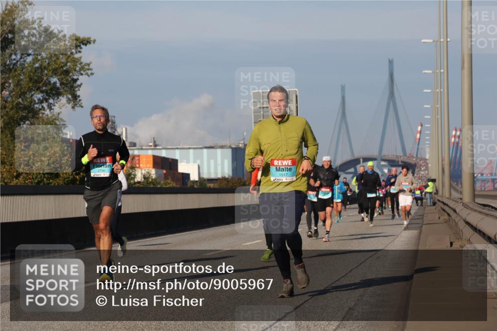 03.10.2025 - Köhlbrandbrückenlauf Luisa Fischer http://msf.ph/oto/9005967 03.10.2025 10:47:44 Position 3 2796, 1517 meine-sportfotos.de