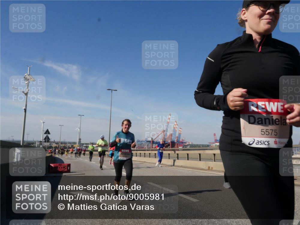 03.10.2025 - Köhlbrandbrückenlauf Matties Gatica Varas http://msf.ph/oto/9005981 03.10.2025 13:00:53 Position 2 5575 meine-sportfotos.de