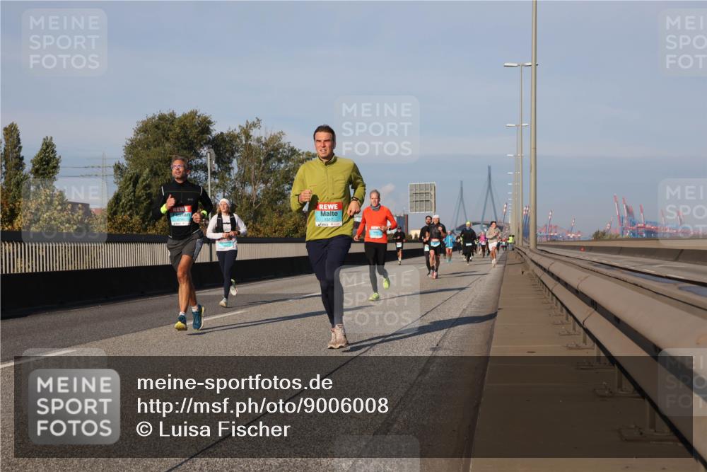 03.10.2025 - Köhlbrandbrückenlauf Luisa Fischer http://msf.ph/oto/9006008 03.10.2025 10:47:46 Position 3 1517 meine-sportfotos.de