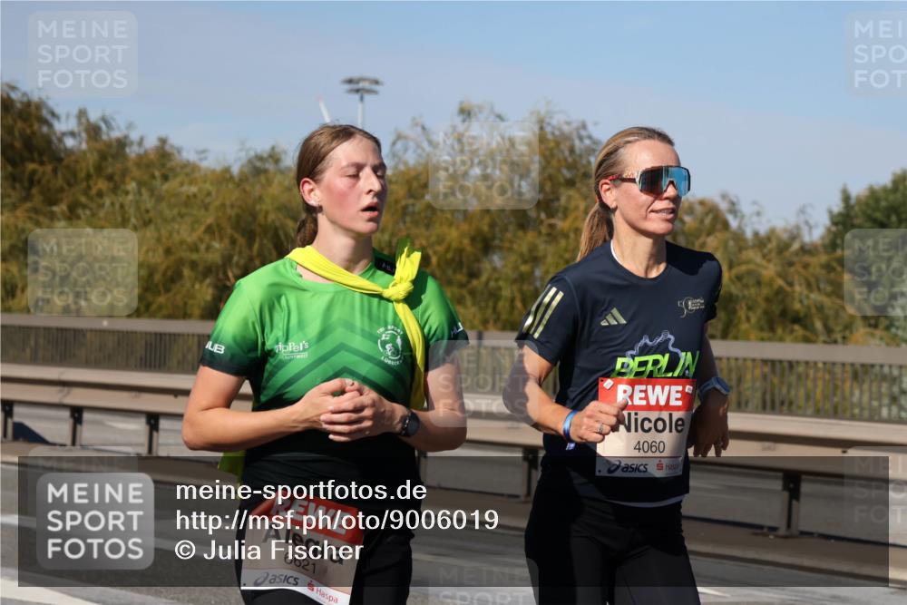 03.10.2025 - Köhlbrandbrückenlauf Julia Fischer http://msf.ph/oto/9006019 03.10.2025 12:42:50 Position 3 6621, 4060 meine-sportfotos.de
