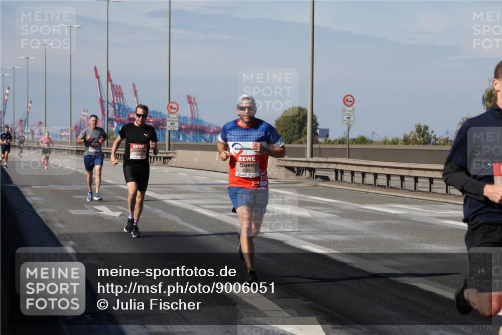03.10.2025 - Köhlbrandbrückenlauf Julia Fischer http://msf.ph/oto/9006051 03.10.2025 12:42:54 Position 3 12, 4023, 14 meine-sportfotos.de