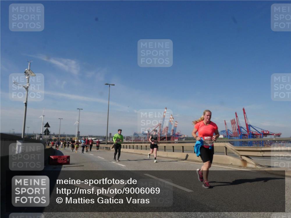 03.10.2025 - Köhlbrandbrückenlauf Matties Gatica Varas http://msf.ph/oto/9006069 03.10.2025 13:01:00 Position 2  meine-sportfotos.de