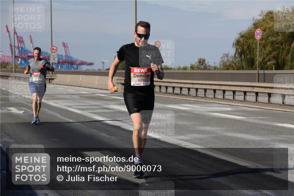 03.10.2025 - Köhlbrandbrückenlauf Julia Fischer http://msf.ph/oto/9006073 03.10.2025 12:42:57 Position 3 4079 meine-sportfotos.de
