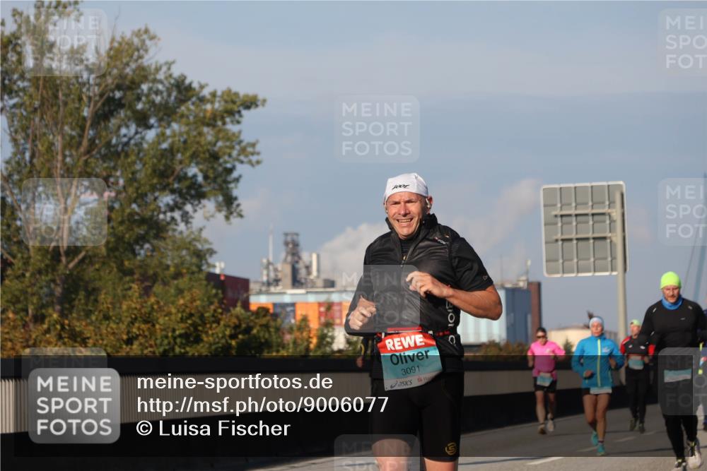 03.10.2025 - Köhlbrandbrückenlauf Luisa Fischer http://msf.ph/oto/9006077 03.10.2025 10:47:50 Position 3 3091 meine-sportfotos.de