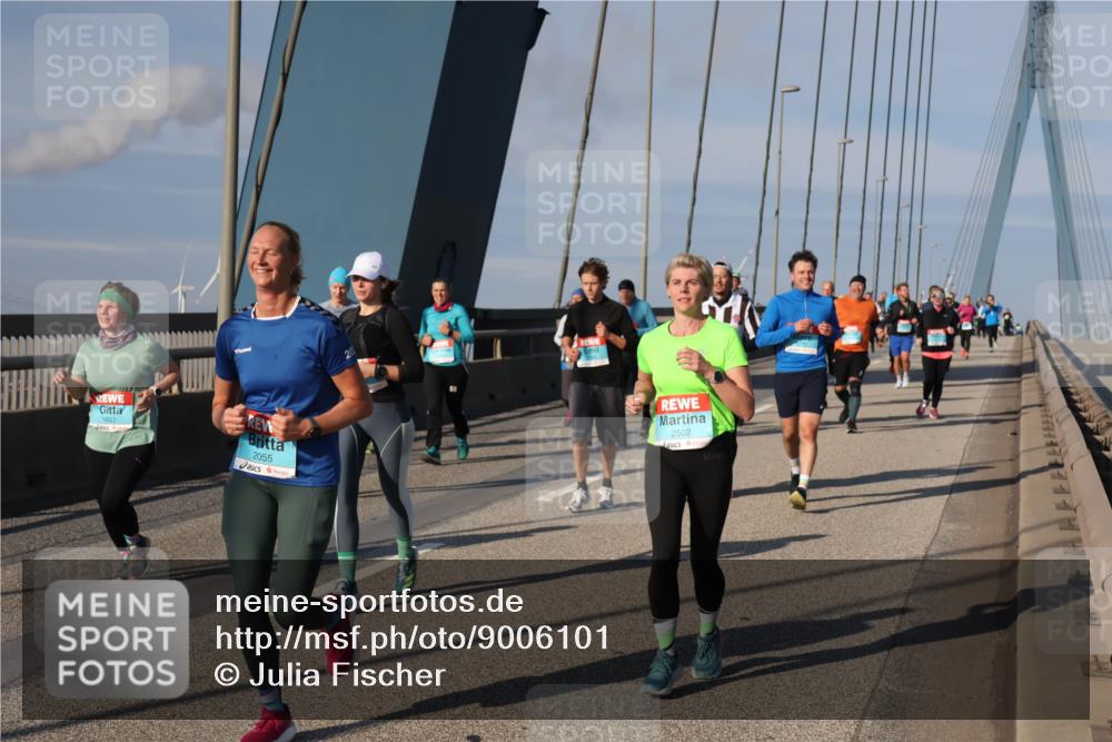 03.10.2025 - Köhlbrandbrückenlauf Julia Fischer http://msf.ph/oto/9006101 03.10.2025 09:54:29 Position 2 1607, 2055, 20, 2502 meine-sportfotos.de