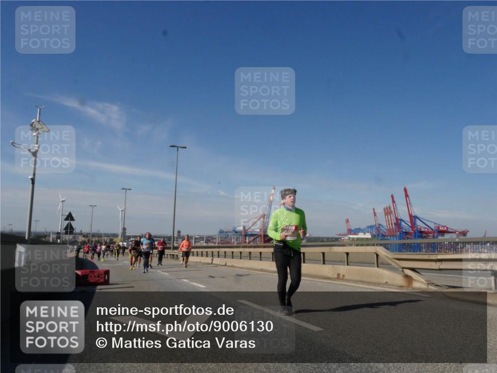 03.10.2025 - Köhlbrandbrückenlauf Matties Gatica Varas http://msf.ph/oto/9006130 03.10.2025 13:01:05 Position 2  meine-sportfotos.de