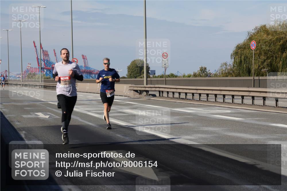 03.10.2025 - Köhlbrandbrückenlauf Julia Fischer http://msf.ph/oto/9006154 03.10.2025 12:43:20 Position 3 12, 5 meine-sportfotos.de