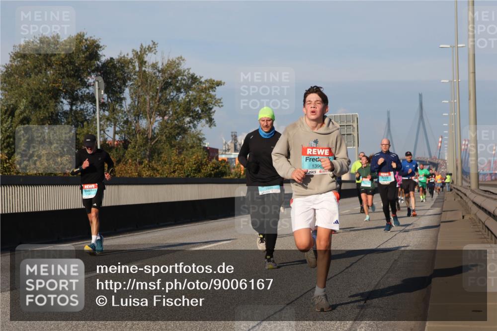 03.10.2025 - Köhlbrandbrückenlauf Luisa Fischer http://msf.ph/oto/9006167 03.10.2025 10:47:55 Position 3 1396 meine-sportfotos.de