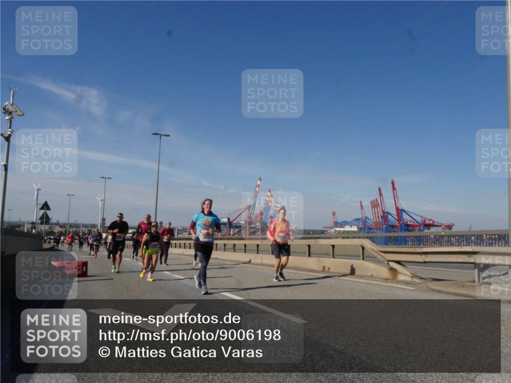 03.10.2025 - Köhlbrandbrückenlauf Matties Gatica Varas http://msf.ph/oto/9006198 03.10.2025 13:01:10 Position 2  meine-sportfotos.de