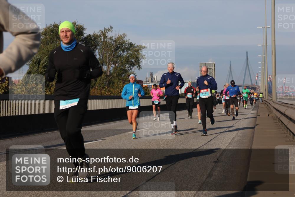 03.10.2025 - Köhlbrandbrückenlauf Luisa Fischer http://msf.ph/oto/9006207 03.10.2025 10:47:57 Position 3 2940 meine-sportfotos.de