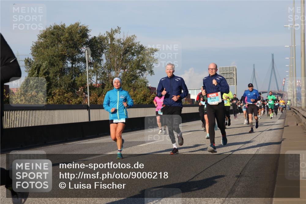 03.10.2025 - Köhlbrandbrückenlauf Luisa Fischer http://msf.ph/oto/9006218 03.10.2025 10:47:58 Position 3  meine-sportfotos.de