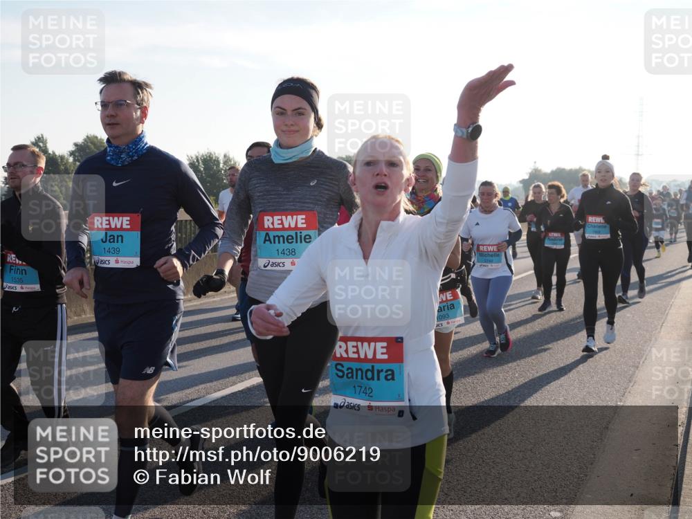 03.10.2025 - Köhlbrandbrückenlauf Fabian Wolf http://msf.ph/oto/9006219 03.10.2025 09:19:35 Position 3 1535, 1439, 1438, 1742, 093, 2749 meine-sportfotos.de