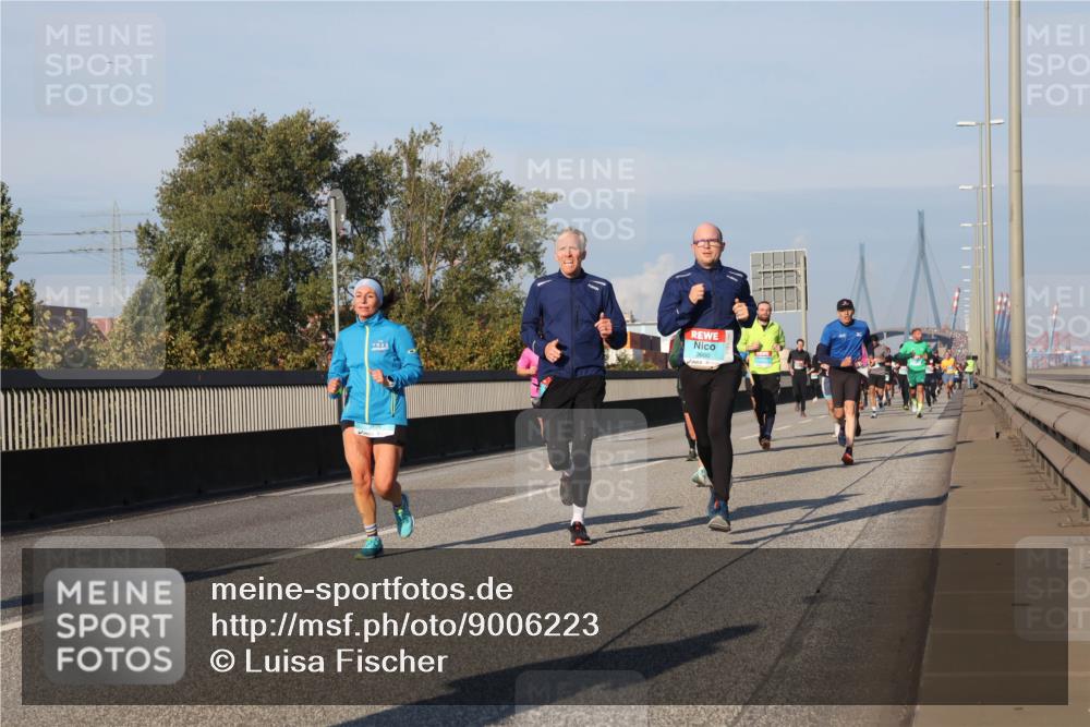 03.10.2025 - Köhlbrandbrückenlauf Luisa Fischer http://msf.ph/oto/9006223 03.10.2025 10:47:58 Position 3  meine-sportfotos.de