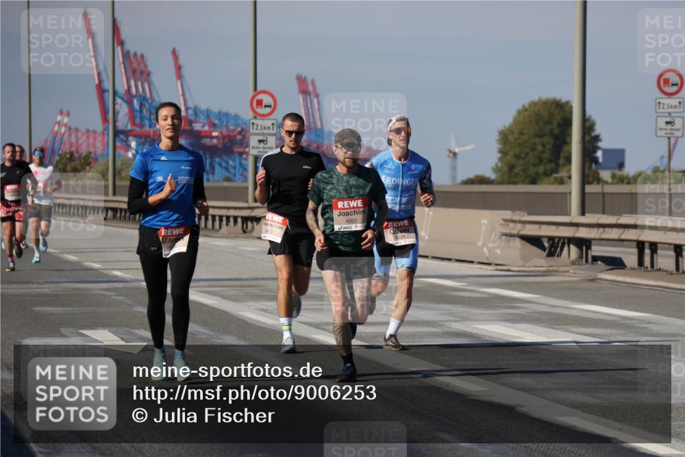 03.10.2025 - Köhlbrandbrückenlauf Julia Fischer http://msf.ph/oto/9006253 03.10.2025 12:43:43 Position 3 12, 5, 6410, 4001, 12, 5 meine-sportfotos.de